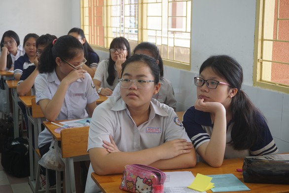 Tuyển sinh lớp 10 Trường trung học thực hành: trung bình 1 chọi 10 - Ảnh 1. Tuyển sinh lớp 10 Trường trung học thực hành: trung bình 1 chọi 10 - Ảnh 1.