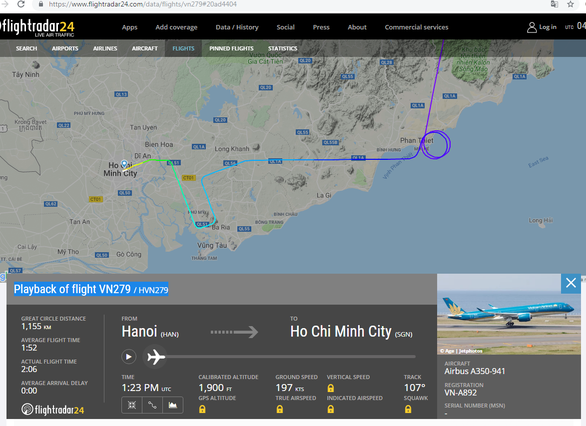 Vietnam Airlines lên tiếng về chuyến bay quốc tế chậm vì chờ khách - Ảnh 1. Vietnam Airlines lên tiếng về chuyến bay quốc tế chậm vì chờ khách - Ảnh 1.