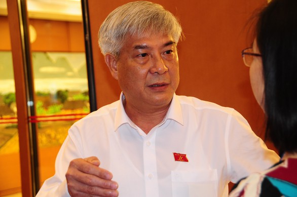 Phó bí thư thường trực Tỉnh ủy Sơn La: Ai lỡ chạy điểm thì nhận đi - Ảnh 2. Phó bí thư thường trực Tỉnh ủy Sơn La: Ai lỡ chạy điểm thì nhận đi - Ảnh 2.