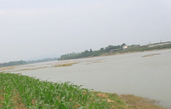 Bốn học sinh lớp 7 chết đuối thương tâm trên sông Mã - Ảnh 1. Bốn học sinh lớp 7 chết đuối thương tâm trên sông Mã - Ảnh 1.