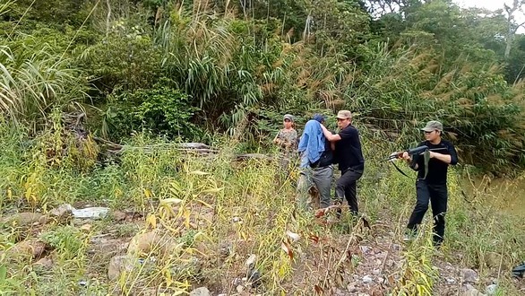 Phá đường dây ma túy xuyên quốc gia, thu giữ 100.000 viên ma túy - Ảnh 1. Phá đường dây ma túy xuyên quốc gia, thu giữ 100.000 viên ma túy - Ảnh 1.