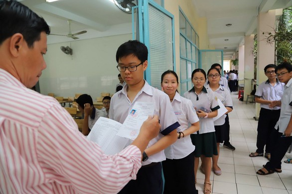 TP.HCM công bố điểm chuẩn lớp 10 chuyên - Ảnh 3. TP.HCM công bố điểm chuẩn lớp 10 chuyên - Ảnh 3.