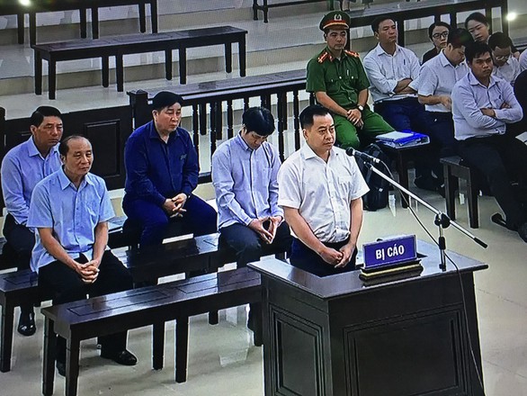 Vũ ‘nhôm’: ‘Bị cáo không lợi dụng công ty bình phong, đó là nhiệm vụ được giao - Ảnh 1. Vũ ‘nhôm’: ‘Bị cáo không lợi dụng công ty bình phong, đó là nhiệm vụ được giao - Ảnh 1.
