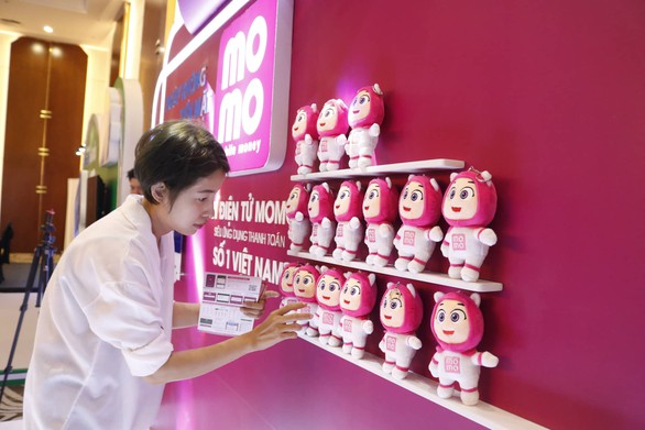 Trải nghiệm những tiện ích vượt trội của thanh toán không tiền mặt - Ảnh 7. Trải nghiệm những tiện ích vượt trội của thanh toán không tiền mặt - Ảnh 7.