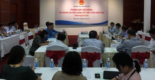 Lương tối thiểu năm 2020 sẽ tăng bao nhiêu? - Ảnh 1. Lương tối thiểu năm 2020 sẽ tăng bao nhiêu? - Ảnh 1.