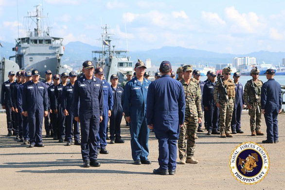 Philippines tăng cường tuần tra biển giữa lúc đang căng thẳng với Trung Quốc - Ảnh 1. Philippines tăng cường tuần tra biển giữa lúc đang căng thẳng với Trung Quốc - Ảnh 1.