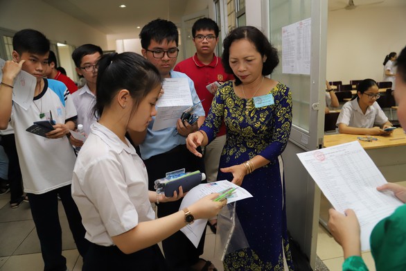 Trường trung học Thực hành công bố điểm chuẩn vào lớp 10 chuyên - Ảnh 1. Trường trung học Thực hành công bố điểm chuẩn vào lớp 10 chuyên - Ảnh 1.