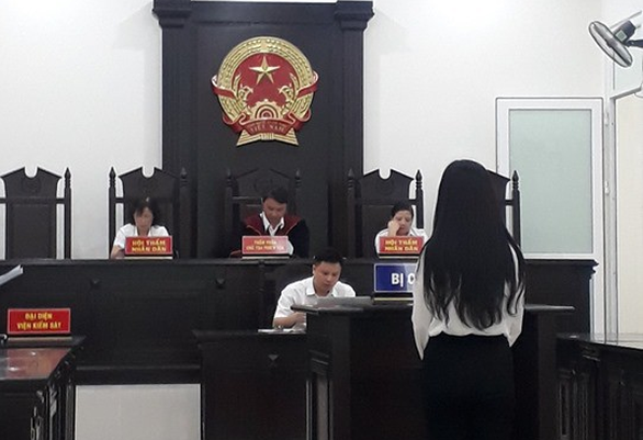 Môi giới bán dâm giá 15 triệu/người, nữ sinh viên lãnh 3 năm tù - Ảnh 1. Môi giới bán dâm giá 15 triệu/người, nữ sinh viên lãnh 3 năm tù - Ảnh 1.