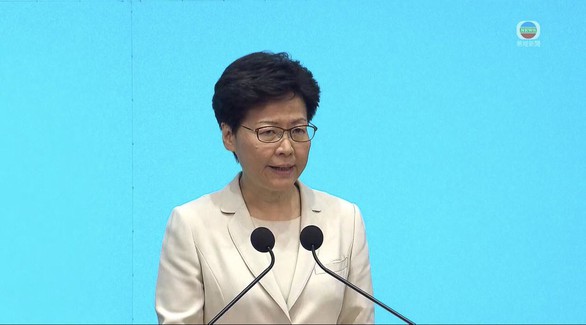 Bà Carrie Lam lại xin lỗi người dân và xin thêm cơ hội - Ảnh 1. Bà Carrie Lam lại xin lỗi người dân và xin thêm cơ hội - Ảnh 1.