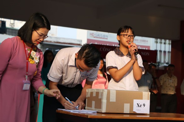 Gần 200.000 thí sinh chính thức bước vào thi lớp 10 tại TP.HCM và Hà Nội - Ảnh 10. Gần 200.000 thí sinh chính thức bước vào thi lớp 10 tại TP.HCM và Hà Nội - Ảnh 10.