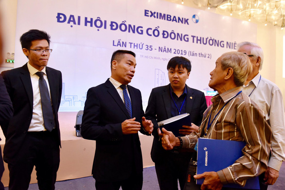 Ông Cao Xuân Ninh xin từ chức chủ tịch HĐQT Eximbank - Ảnh 1.