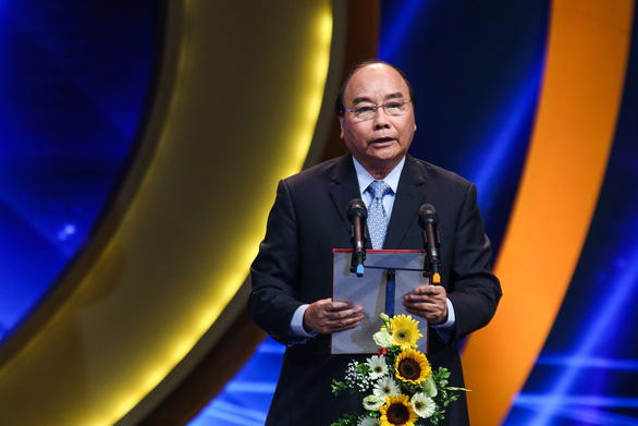 Thủ tướng Nguyễn Xuân Phúc: Thông tin tích cực phải là dòng chủ lưu - Ảnh 1.