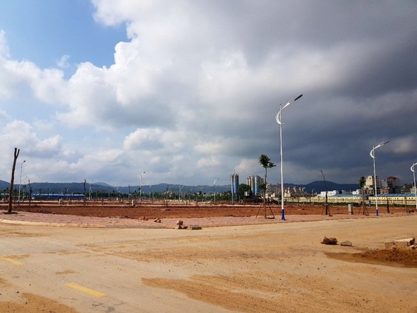 Đất nền Quảng Ninh tăng giá mạnh - Ảnh 1. Đất nền Quảng Ninh tăng giá mạnh - Ảnh 1.