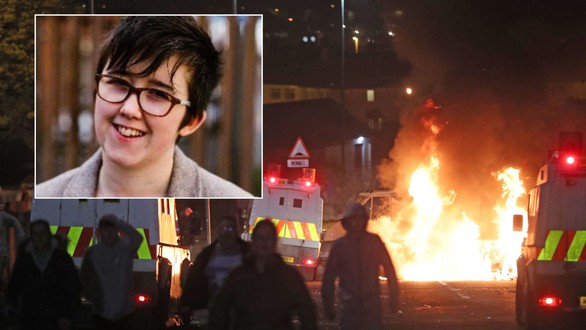 Sinh nghề tử nghiệp - Kỳ 2: Lyra McKee giữa làn tên mũi đạn - Ảnh 1. Sinh nghề tử nghiệp - Kỳ 2: Lyra McKee giữa làn tên mũi đạn - Ảnh 1.