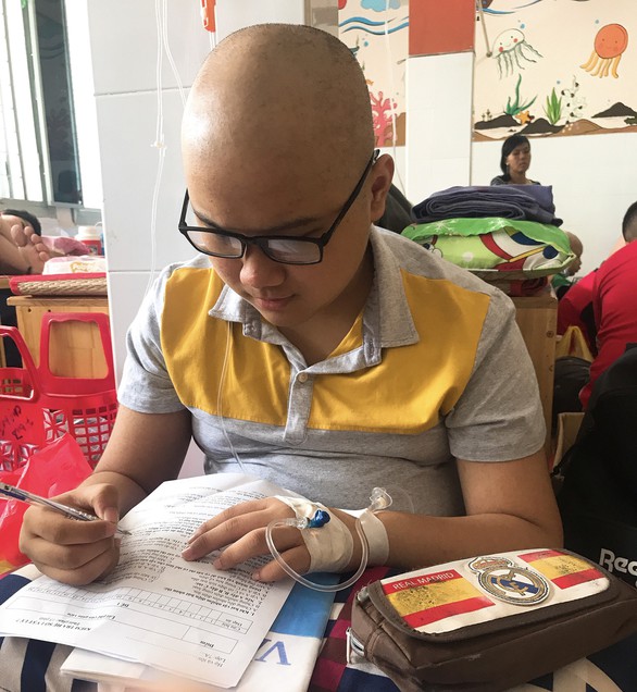 Mẹ yêu nụ cười tươi rói của con - Ảnh 3. Mẹ yêu nụ cười tươi rói của con - Ảnh 3.