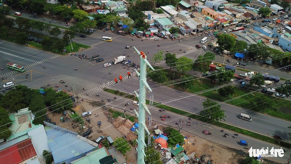 Đóng điện đường dây 220kV Nam Sài Gòn - quận 8 - Ảnh 2. Đóng điện đường dây 220kV Nam Sài Gòn - quận 8 - Ảnh 2.