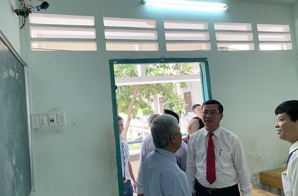 Phía Nam lo... camera, phía Bắc ngại thời tiết - Ảnh 1. Phía Nam lo... camera, phía Bắc ngại thời tiết - Ảnh 1.