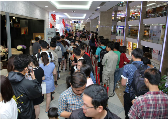 Huawei khai trương cửa hàng trải nghiệm tại TP HCM - Ảnh 2. Huawei khai trương cửa hàng trải nghiệm tại TP HCM - Ảnh 2.