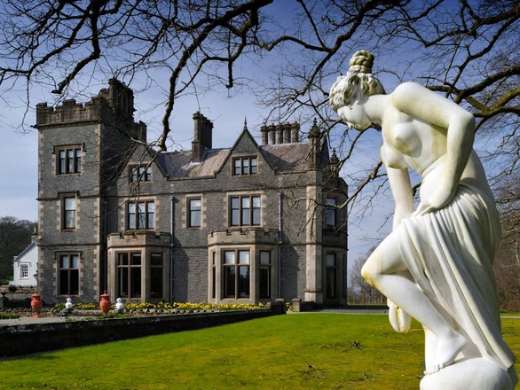Bên trong dinh thự sang trọng từng là nhà tù ở Scotland - Ảnh 1. Bên trong dinh thự sang trọng từng là nhà tù ở Scotland - Ảnh 1.