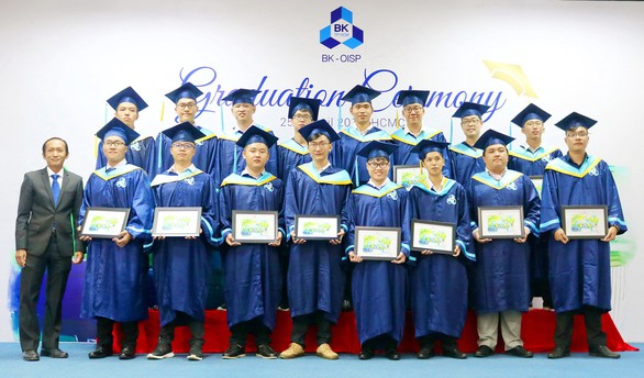 Xu hướng học bằng tiếng Anh tại Trường ĐH Bách Khoa - Ảnh 2. Xu hướng học bằng tiếng Anh tại Trường ĐH Bách Khoa - Ảnh 2.