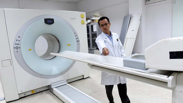 Lò thuốc phóng xạ hỏng: Bệnh nhân đi lại 4.000 cây số chụp PET/CT - Ảnh 3. Lò thuốc phóng xạ hỏng: Bệnh nhân đi lại 4.000 cây số chụp PET/CT - Ảnh 3.