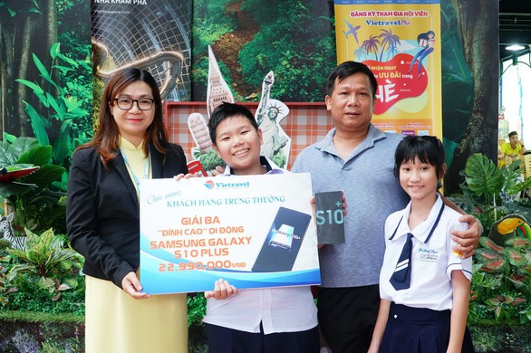 Vietravel tìm ra chủ nhân giải thưởng trong tháng 6 - Ảnh 1. Vietravel tìm ra chủ nhân giải thưởng trong tháng 6 - Ảnh 1.