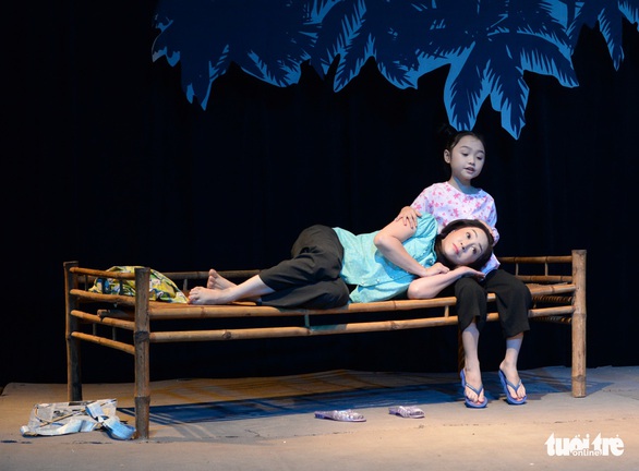 “Diều ơi” - Từ tình mẫu tử đến ký ức tuổi thơ - Ảnh 4. “Diều ơi” - Từ tình mẫu tử đến ký ức tuổi thơ - Ảnh 4.