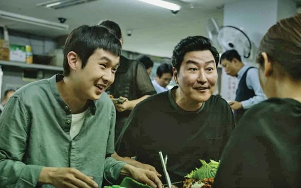 Song Kang Ho: Quốc bảo của điện ảnh Hàn Quốc - Ảnh 3. Song Kang Ho: Quốc bảo của điện ảnh Hàn Quốc - Ảnh 3.