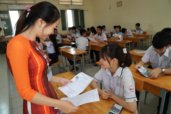 Tuyển sinh lớp 10: hôm nay 3-6 thi toán, ngoại ngữ, lịch sử - Ảnh 10. Tuyển sinh lớp 10: hôm nay 3-6 thi toán, ngoại ngữ, lịch sử - Ảnh 10.