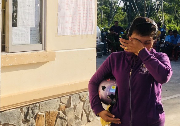 Chỉ cần nghe ba má tin, là con đủ tình thương để... lớn - Ảnh 1. Chỉ cần nghe ba má tin, là con đủ tình thương để... lớn - Ảnh 1.