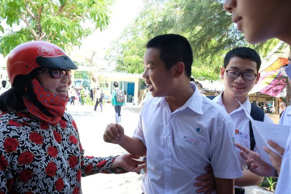 Khánh Hòa thi tuyển lại vào lớp 10 sau 6 năm - Ảnh 4. Khánh Hòa thi tuyển lại vào lớp 10 sau 6 năm - Ảnh 4.
