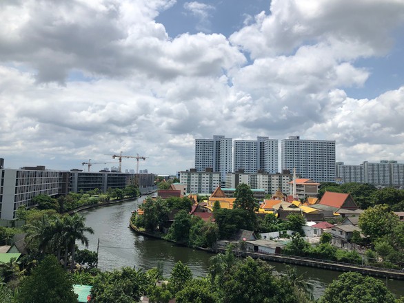 Du khách đến Thái Lan sẽ phải mua bảo hiểm tai nạn bắt buộc - Ảnh 1. Du khách đến Thái Lan sẽ phải mua bảo hiểm tai nạn bắt buộc - Ảnh 1.