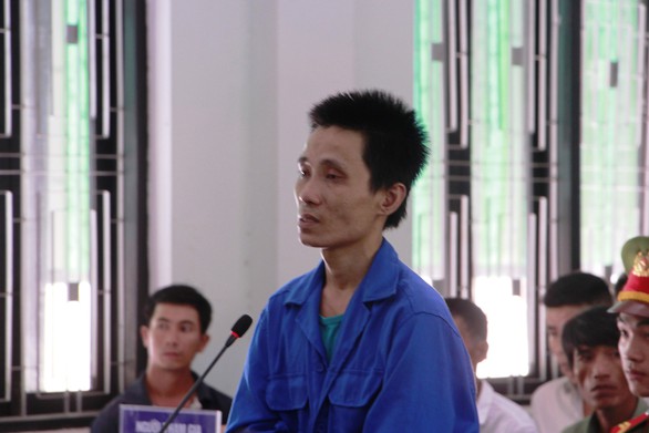 Án chung thân với kẻ đâm bé gái 10 tuổi tử vong để cướp của - Ảnh 1. Án chung thân với kẻ đâm bé gái 10 tuổi tử vong để cướp của - Ảnh 1.