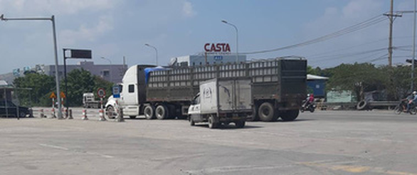 Chặn bắt xe chở heo 4 lần vi phạm, cán bộ thú y bị chủ hàng dọa giết - Ảnh 3. Chặn bắt xe chở heo 4 lần vi phạm, cán bộ thú y bị chủ hàng dọa giết - Ảnh 3.