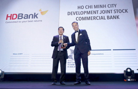HDBank vào danh sách nơi làm việc tốt nhất châu Á - Ảnh 1.