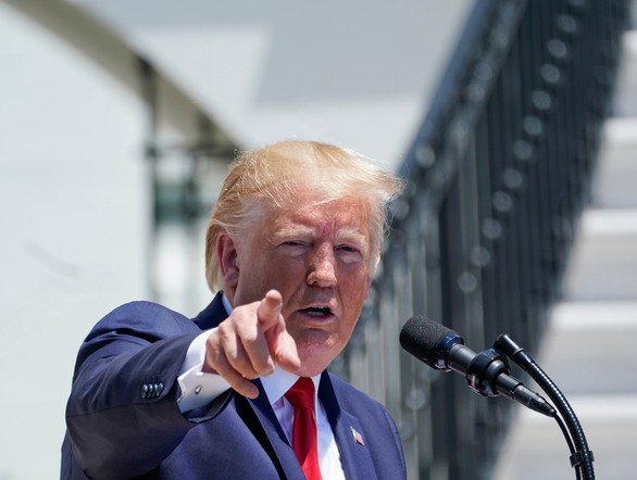Trung Quốc tăng trưởng chậm nhất 30 năm nay, ông Trump nói nhờ tôi - Ảnh 1. Trung Quốc tăng trưởng chậm nhất 30 năm nay, ông Trump nói nhờ tôi - Ảnh 1.