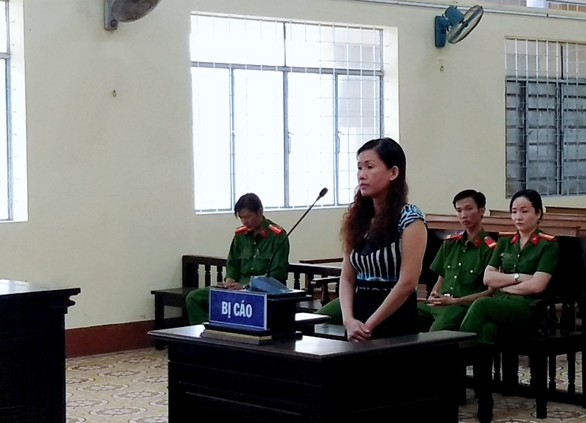 Y án 3 năm tù nữ giám đốc vu khống cán bộ cướp 6 tỉ đồng - Ảnh 1. Y án 3 năm tù nữ giám đốc vu khống cán bộ cướp 6 tỉ đồng - Ảnh 1.