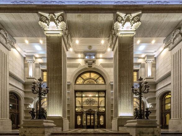 D’. Palais Louis ngốn hàng ngàn tỉ đồng cho những vật liệu xa xỉ - Ảnh 1. D’. Palais Louis ngốn hàng ngàn tỉ đồng cho những vật liệu xa xỉ - Ảnh 1.
