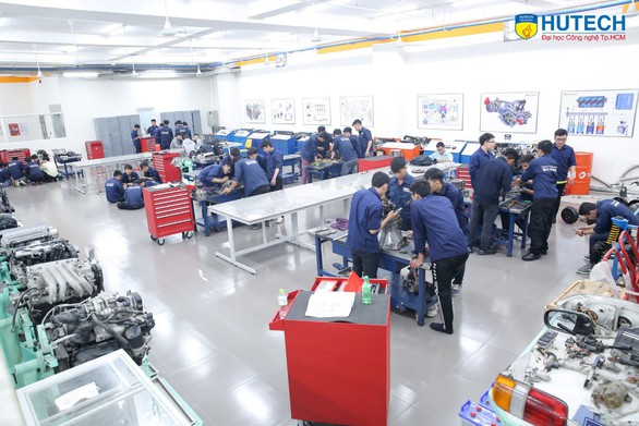 HUTECH công bố điểm trúng tuyển học bạ đợt 30-6 - Ảnh 1. HUTECH công bố điểm trúng tuyển học bạ đợt 30-6 - Ảnh 1.
