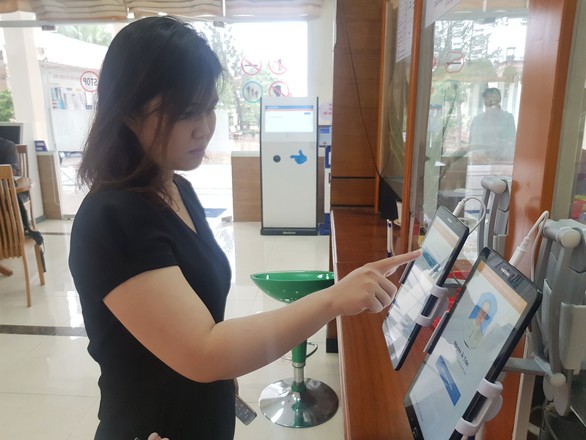 Bí thư Nguyễn Thiện Nhân: Lựa chọn công nghệ hiện đại nhất để phục vụ người dân - Ảnh 1. Bí thư Nguyễn Thiện Nhân: Lựa chọn công nghệ hiện đại nhất để phục vụ người dân - Ảnh 1.