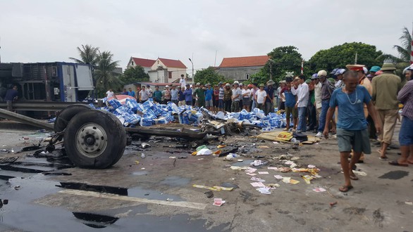 Tài xế xe tải khiến 5 người chết: Tôi cố đạp phanh nhưng không ăn - Ảnh 2. Tài xế xe tải khiến 5 người chết: Tôi cố đạp phanh nhưng không ăn - Ảnh 2.