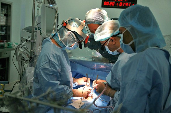 Vinmec điều trị tim mạch theo mô hình chuyên môn chuẩn Mỹ - Ảnh 1. Vinmec điều trị tim mạch theo mô hình chuyên môn chuẩn Mỹ - Ảnh 1.