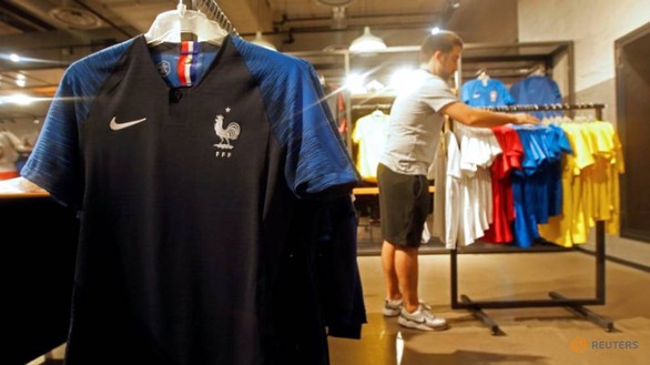 Nhà cung cấp cho Nike, Adidas cạnh tranh nhân công với Apple, Dell - Ảnh 2. Nhà cung cấp cho Nike, Adidas cạnh tranh nhân công với Apple, Dell - Ảnh 2.