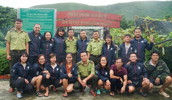Xúc động ngày tình nguyện đỡ đẻ cho rùa biển Côn Đảo - Ảnh 6. Xúc động ngày tình nguyện đỡ đẻ cho rùa biển Côn Đảo - Ảnh 6.