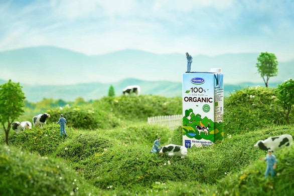 Chuyện chưa kể của bộ ảnh sữa tươi Organic - Ảnh 1. Chuyện chưa kể của bộ ảnh sữa tươi Organic - Ảnh 1.