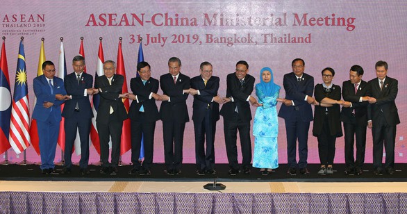 Việt Nam đưa chuyện tàu khảo sát Hải Dương 8 của Trung Quốc vào cuộc họp ASEAN - Ảnh 1. Việt Nam đưa chuyện tàu khảo sát Hải Dương 8 của Trung Quốc vào cuộc họp ASEAN - Ảnh 1.