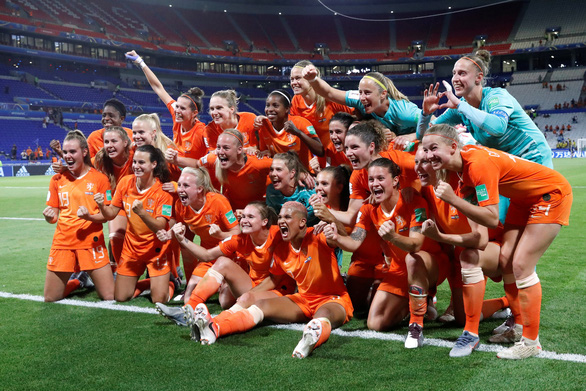 Đánh bại Thụy Điển, tuyển nữ Hà Lan lần đầu vào chung kết World Cup - Ảnh 2. Đánh bại Thụy Điển, tuyển nữ Hà Lan lần đầu vào chung kết World Cup - Ảnh 2.