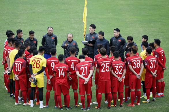 Tuyển U23 VN đá giao hữu với U23 Trung Quốc - Ảnh 1. Tuyển U23 VN đá giao hữu với U23 Trung Quốc - Ảnh 1.