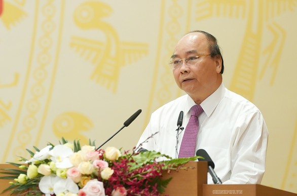 Thủ tướng Nguyễn Xuân Phúc: Xử lý nghiêm tình trạng đội lốt hàng Việt - Ảnh 1. Thủ tướng Nguyễn Xuân Phúc: Xử lý nghiêm tình trạng đội lốt hàng Việt - Ảnh 1.