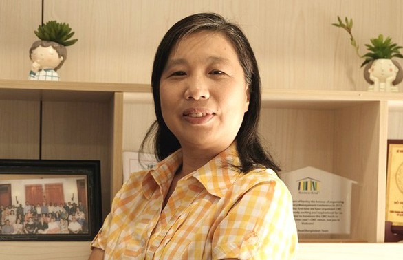 Nữ sinh vượt khó nhờ Room to read - Kỳ cuối: John Wood và mục tiêu tại Việt Nam - Ảnh 1. Nữ sinh vượt khó nhờ Room to read - Kỳ cuối: John Wood và mục tiêu tại Việt Nam - Ảnh 1.